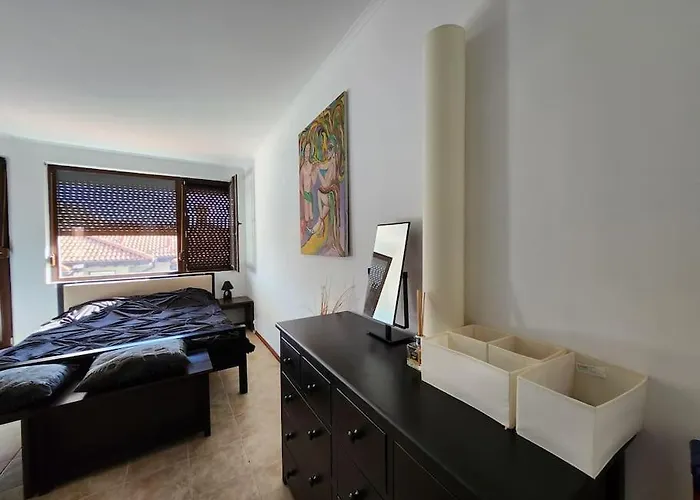 Bay View Sunny Entire Кошарица